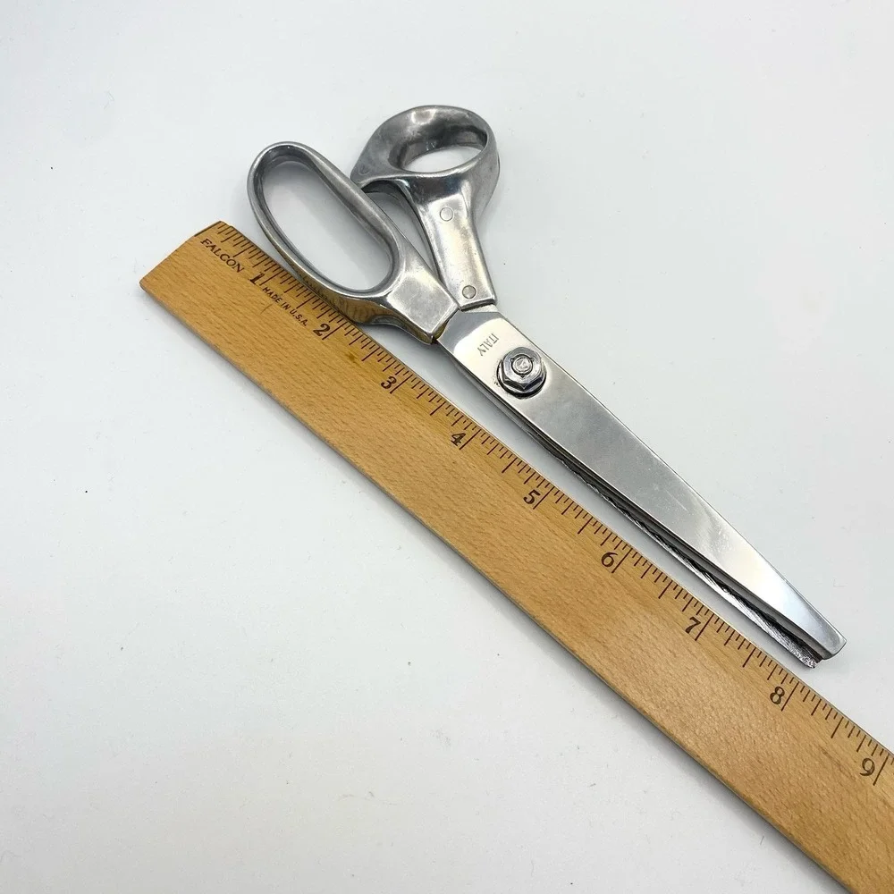 N/A vintage pinking